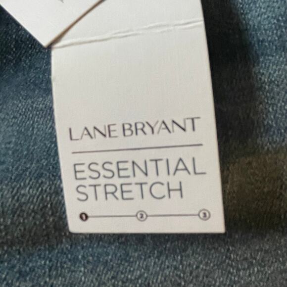 LANE BRAYNT, SIZE 18 CAPRI WITH LACE AND TORN LOOK - Picture 5 of 7